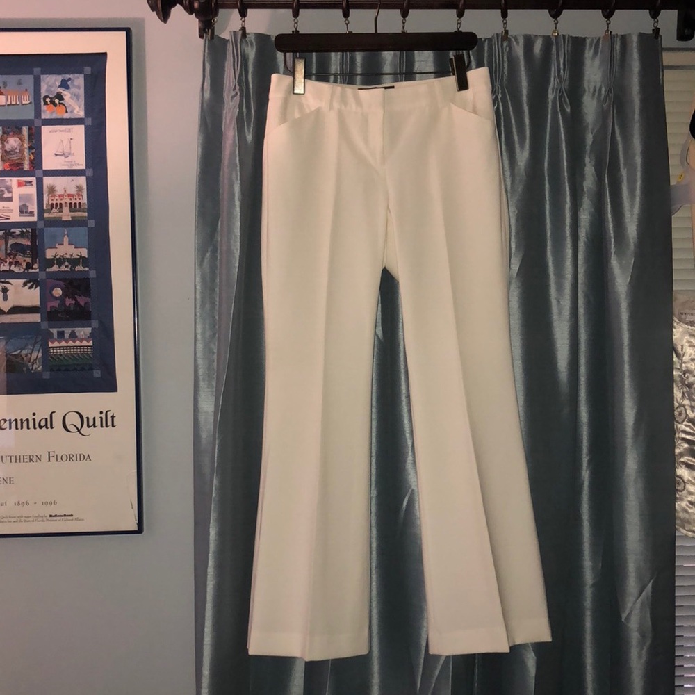 Body by Victoria pants winter white sizes 6&8 NWT